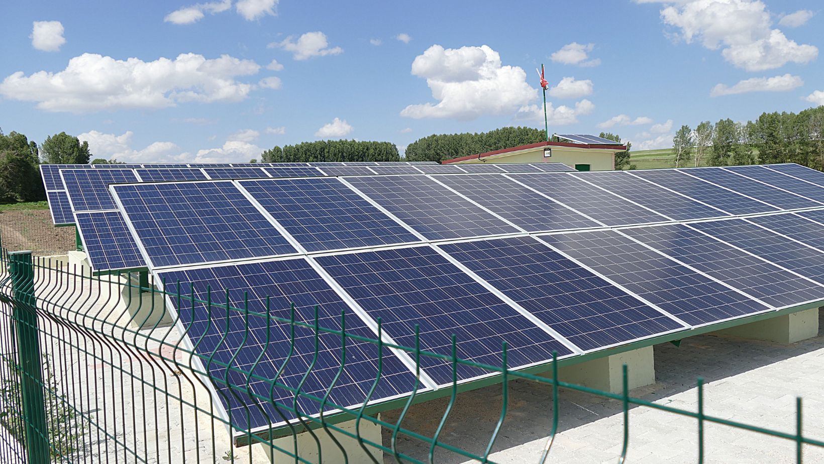 Amazing Features of the 10kW Solar System You May Not Know